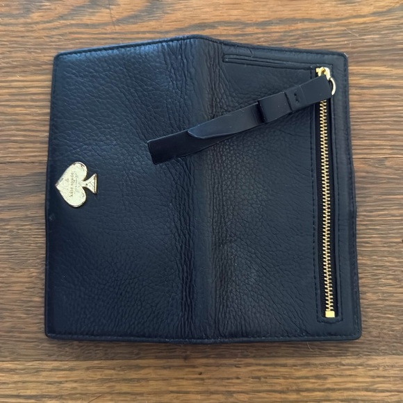 Kate Spade Wallet - Picture 3 of 8